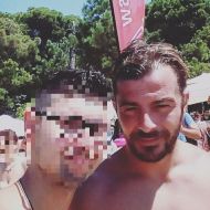 Ο Γιώργος με φαν στη Σκιάθο - 14 Αυγούστου 2017 Φωτογραφία: tsoxas Instagram