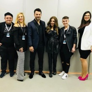 Ο Γιώργος μαζί με Ευριδίκη, Τζώρτζια Κεφαλά και άλλους στα Madwalk 2018 - 19 Μαρτίου 2018 Φωτογραφία: elenageorgana Instagram